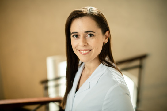 Dr.Anna Daradonova
